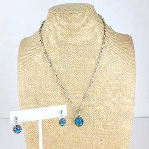 Set of Necklace and Drop Earrings